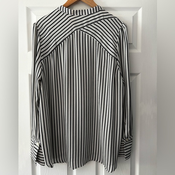 LOFT long sleeve top - Picture 2 of 3